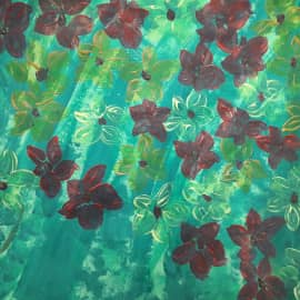 Цветы в старом саду