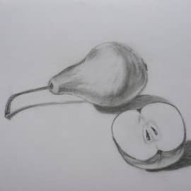 Груша и пол яблока