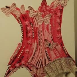 розовый корсет