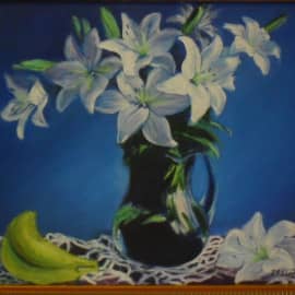 Белые лилии