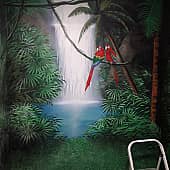 На берегу океана.