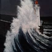 Бушующий океан и маяк символ выбора правильного пути, безопасности и надежности.