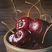 Вишни в каплях