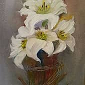 Белые лилии