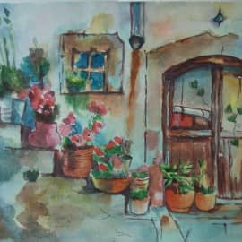 Цветы у дома.