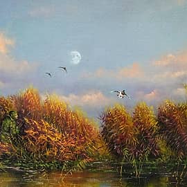 Встает над озером рассвет