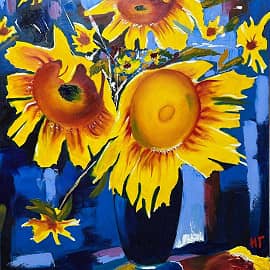 Подсолнухи  в синей вазе