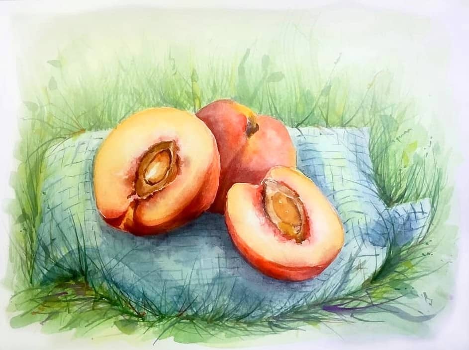 Персики на траве