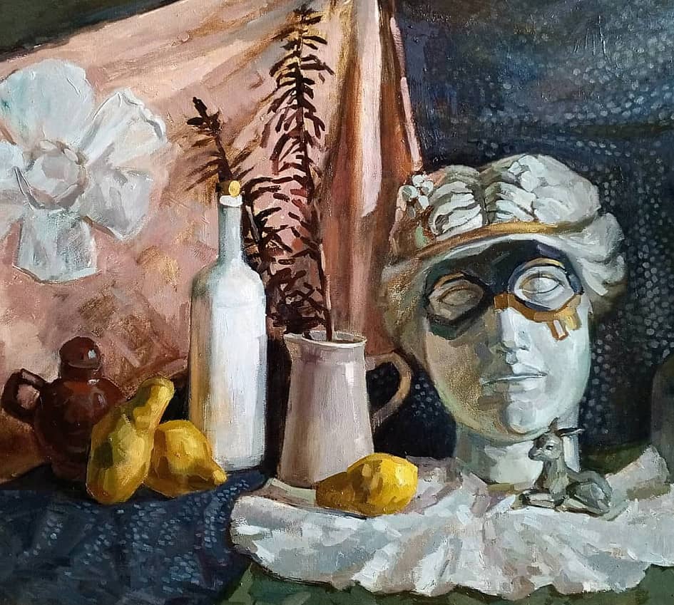 Натюрморт с маской