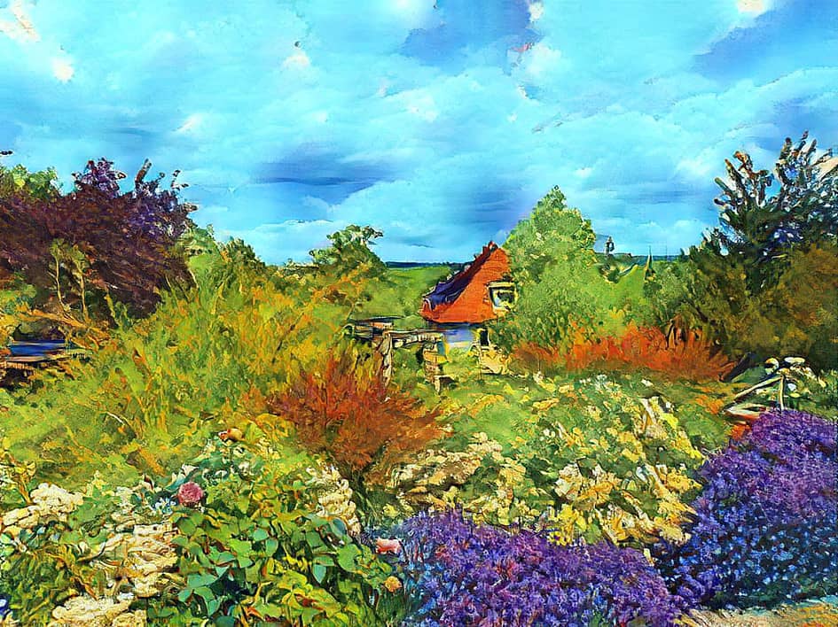 Домик в цветах.