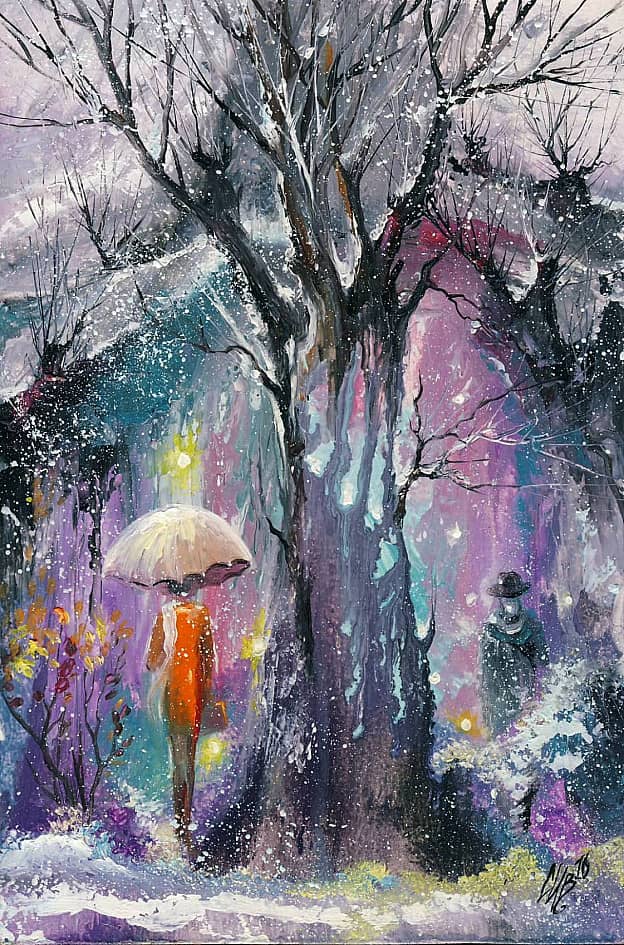 Между деревьями...людьми...