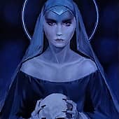 Темная монахиня