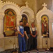 Иконы и киот Иконостаса Ольгиной церкви на Серпуховской Заставе.