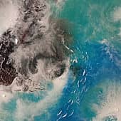 Над океаном (1), художник Евгения