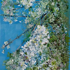 Цветущее дерево по дороге в доставку