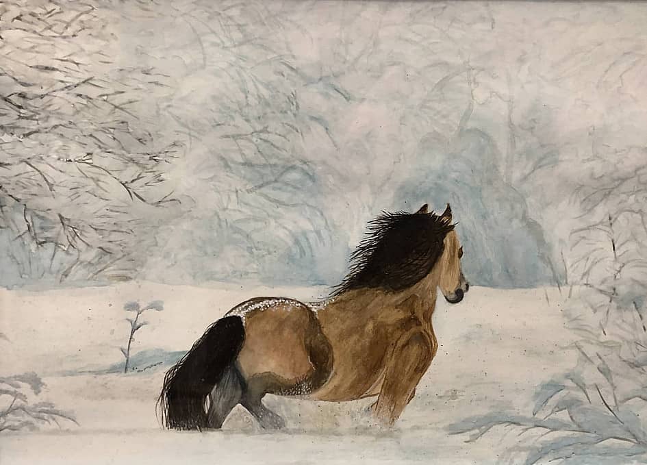 Лошадка в зимнем лесу