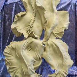 Ирис.Барельеф.