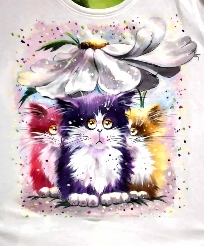 Рисунок на футболке текстильными красками