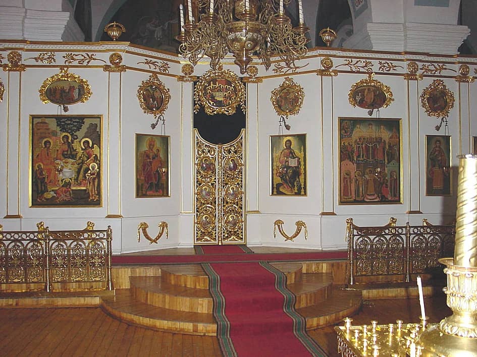 Иконы иконостаса Центральный придел Покровского собора в Великом Новгороде.