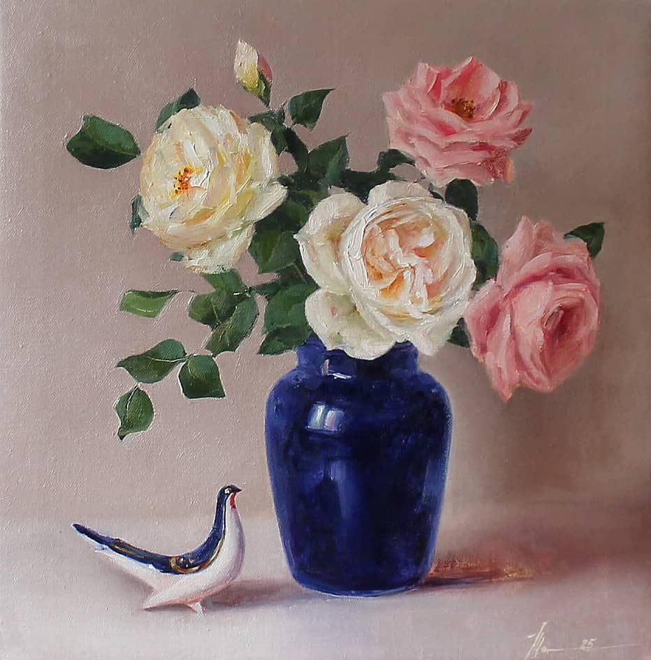 Розы с птичкой