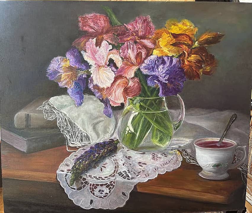 Ирисы с люпином