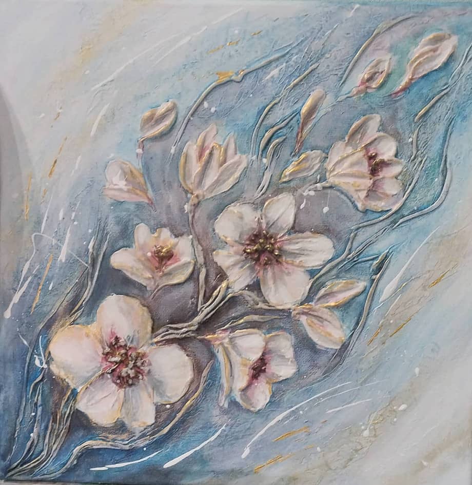 Цветение яблони