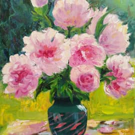 Пионы в вазе