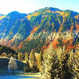 в горах уже снег