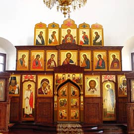 Иконостас храма иконы Спаса Нерукотворного в Иславском