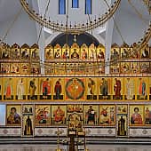 Иконостас Церкви Георгия Победоносца в Зеленограде. Москва.