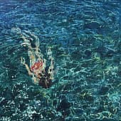 Под водой